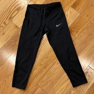Nike Dri fit cropped leggings